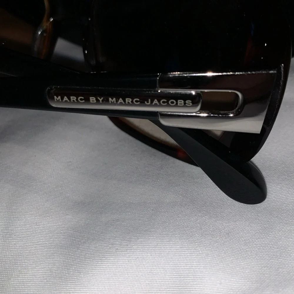 Gently Loved Prescription Sunglasses by Marc Jacobs
